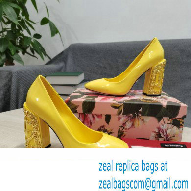 Dolce  &  Gabbana Logo Heel 10.5cm Patent leather Pumps Yellow 2022